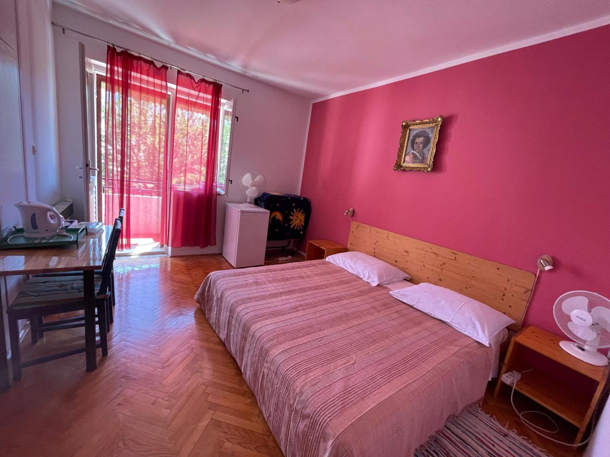 Hvar Guesthouse - Double Bedroom With Private Bathroom Jelsa  Exterior photo