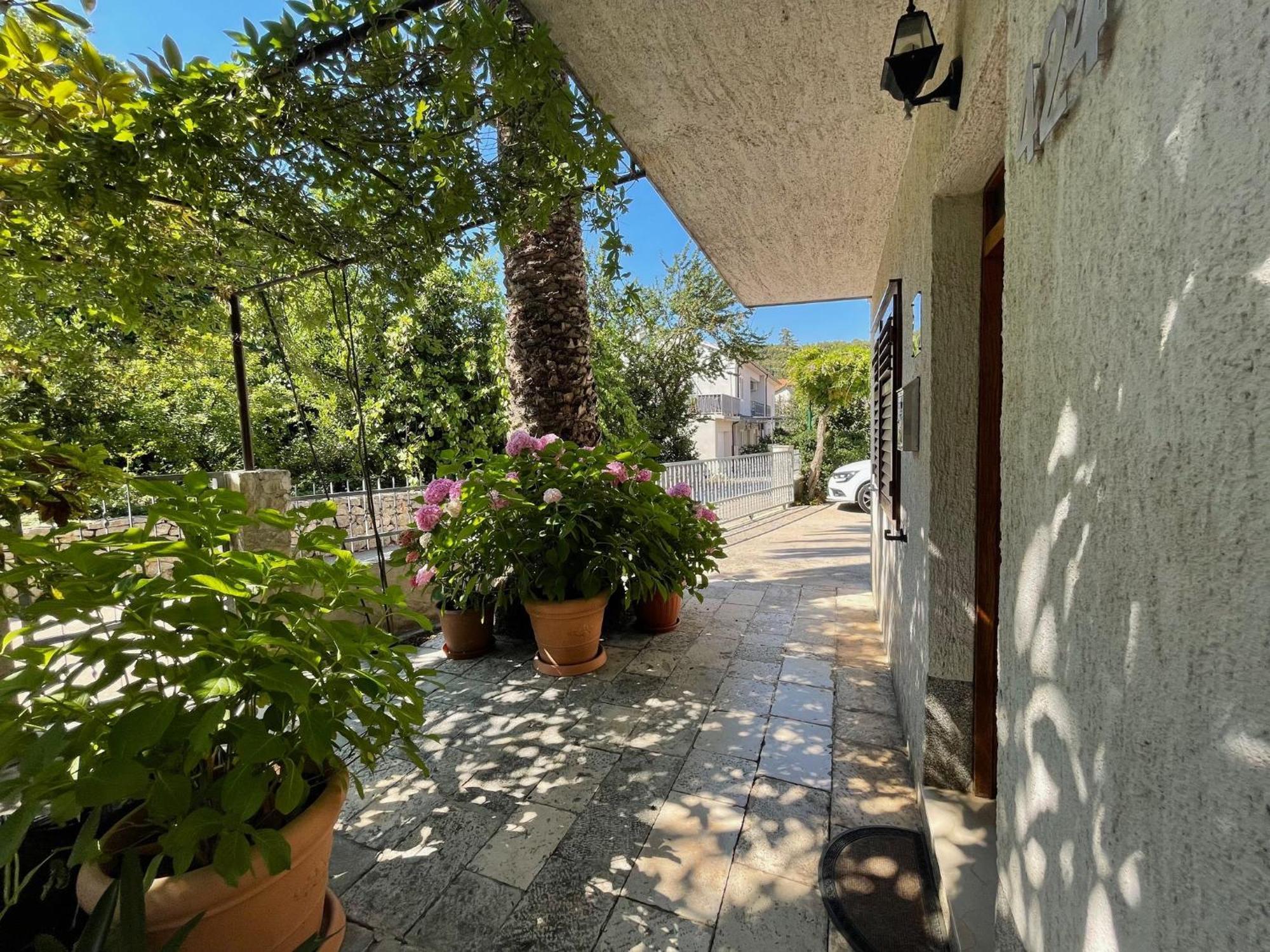 Hvar Guesthouse - Double Bedroom With Private Bathroom Jelsa  Exterior photo